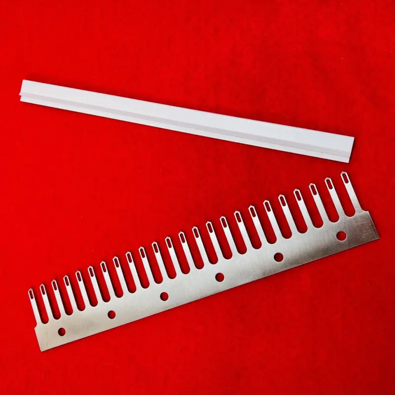 Deckerkamm 9,0 mm – 24 Maschen mit Kappe