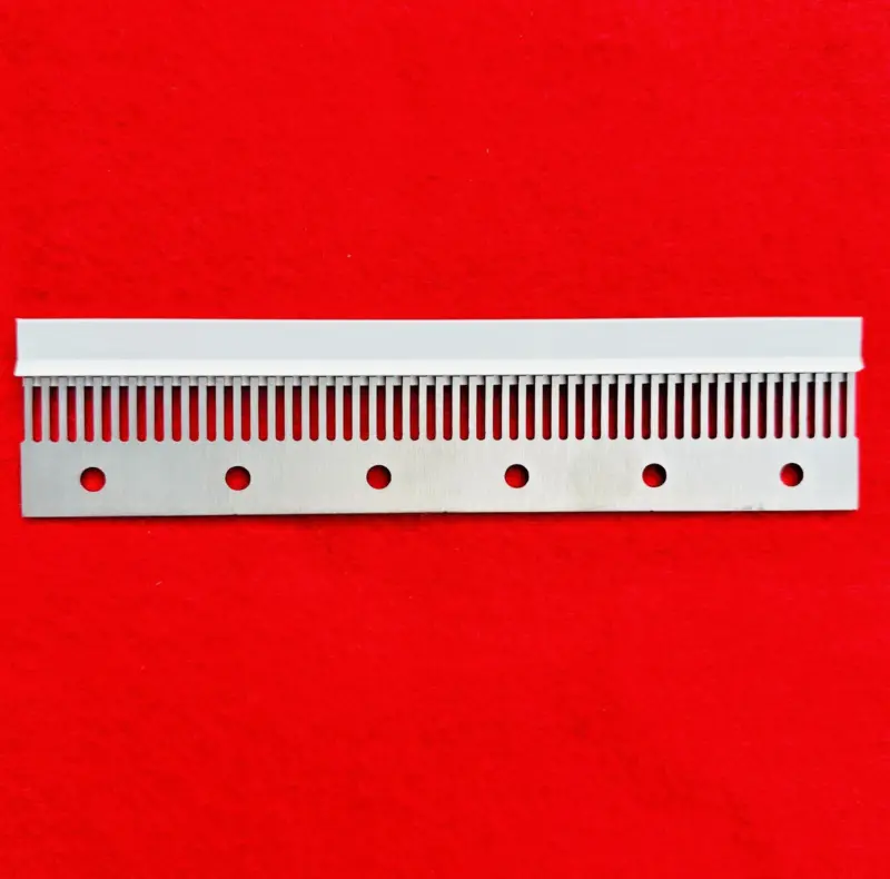 Deckerkamm-Set 3,6 mm – 50 + 50 Maschen mit Kappen