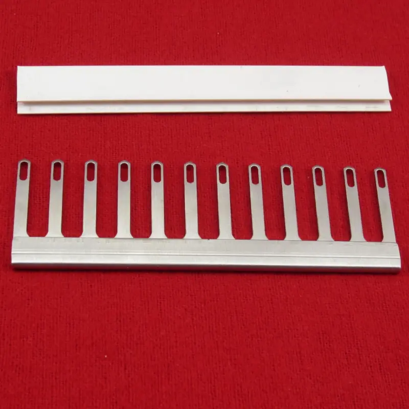 Deckerkamm 9,0 mm – 12 Maschen mit Kappe