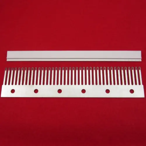 s-l1600-92.webp Deckerkamm 4,5 mm – 40 Maschen mit Kappe