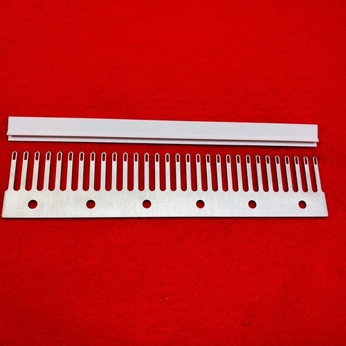 Deckerkamm 6,5 mm – 30 Maschen mit Kappe